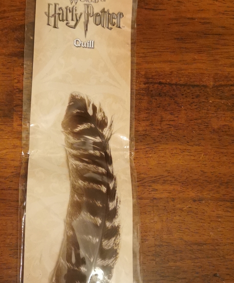 NEW Harry Potter Quill Pen with ballpoint tip - Picture 2 of 11